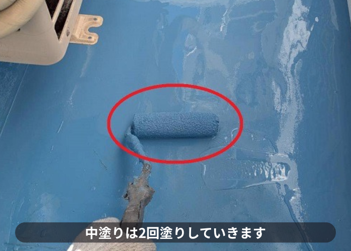 吹田市　ウレタン防水中塗り2回目